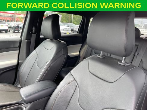 Used 2023 Jeep Compass Limited AWD/4WD image 16
