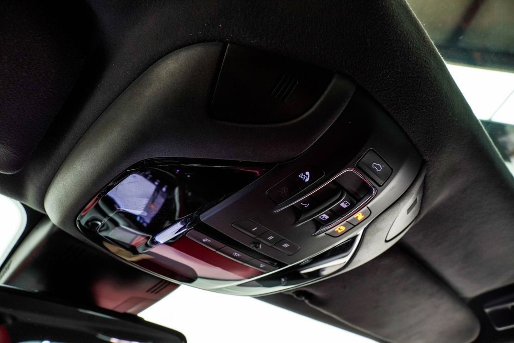 Used 2022 Maserati Ghibli Trofeo RWD image 39