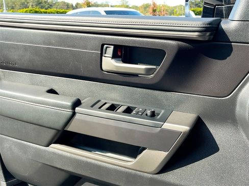 Used 2022 Toyota Tundra SR5 image 17