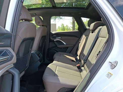 New 2026 Audi Q5 Premium Plus image 8