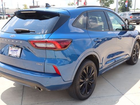 Used 2023 Ford Escape ST-Line Elite image 6