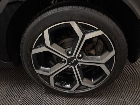 Certified 2023 Kia Niro EX Touring FWD image 26