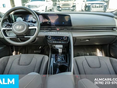 Used 2024 Hyundai Elantra SEL FWD image 24