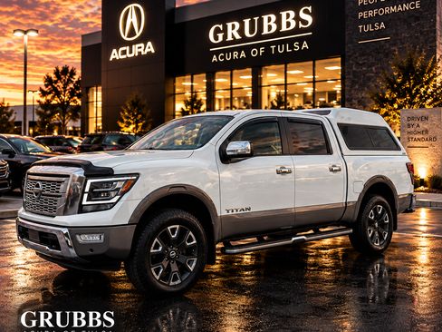 Used 2022 Nissan Titan Platinum Reserve w/ Moonroof Package AWD/4WD image 1