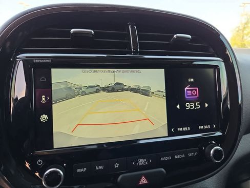 Used 2022 Kia Soul X-Line image 28