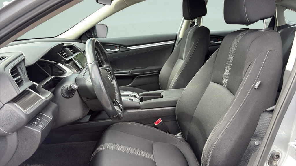 Used 2021 Honda Civic EX image 9