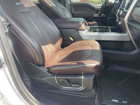 Certified 2017 Ford F250 Platinum w/ Platinum Ultimate Package image 26