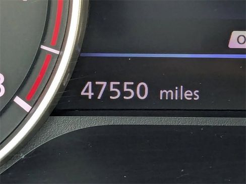 Used 2024 Nissan Sentra SV image 31