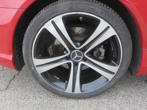 Used 2012 Mercedes-Benz SL 550 image 21