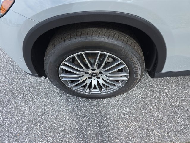 New 2026 Mercedes-Benz GLC 300 4MATIC image 9