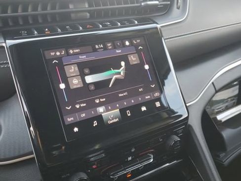 Used 2023 Jeep Grand Cherokee L Laredo w/ Luxury Tech Group I image 13