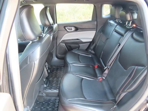 Certified 2023 Jeep Compass Limited AWD/4WD image 26