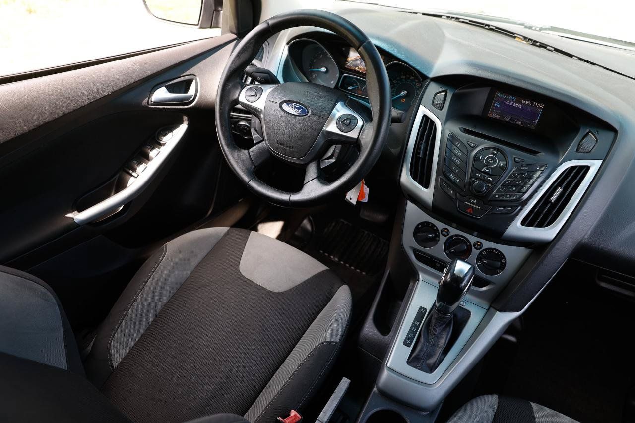 Used 2012 Ford Focus SE FWD image 21
