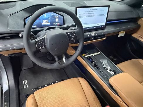New 2026 Lexus ES 350e FWD image 16