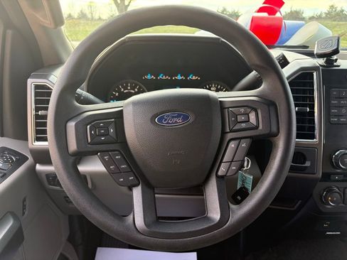 Used 2016 Ford F150 XLT image 26
