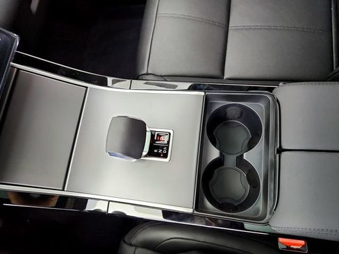 New 2026 Land Rover Range Rover Velar S AWD/4WD image 22