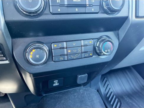 Used 2022 Ford F250 XLT AWD/4WD image 15