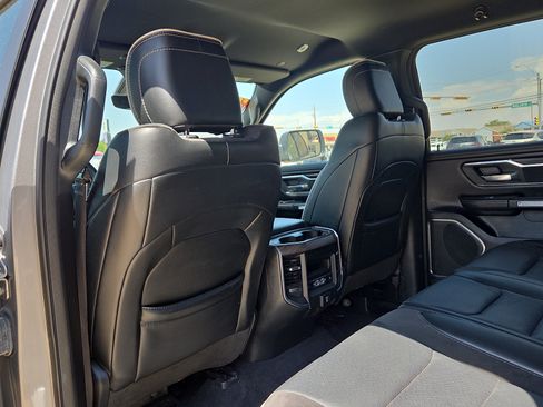 Used 2025 RAM 1500 Laramie AWD/4WD image 14
