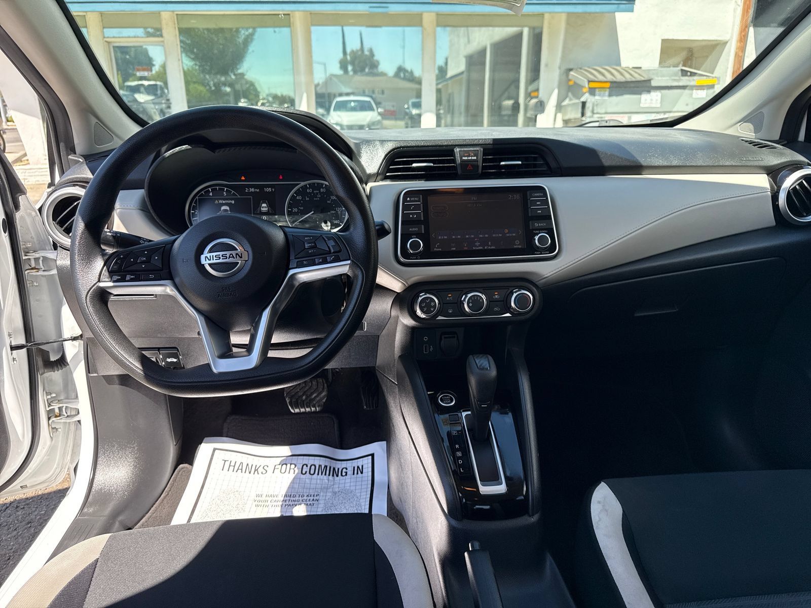 Used 2022 Nissan Versa SV FWD image 12