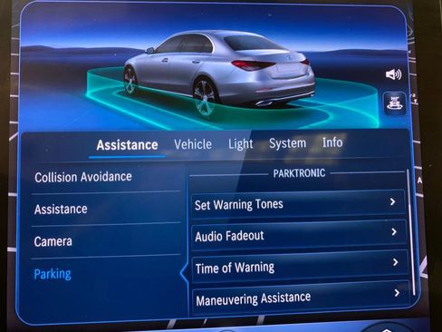 Used 2022 Mercedes-Benz C 300 4MATIC Sedan w/ Pinnacle Trim Package image 38