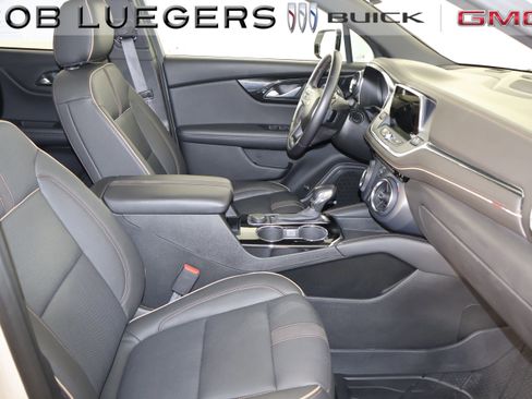 Certified 2022 Chevrolet Blazer Premier w/ Enhanced Convenience Package image 22