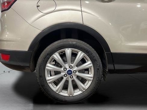 Used 2017 Ford Escape Titanium image 35