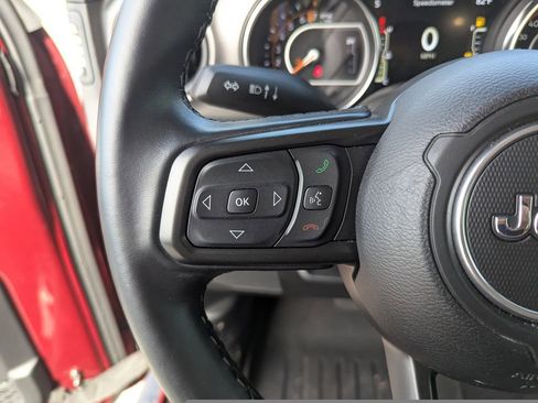 Used 2021 Jeep Gladiator Sport image 24