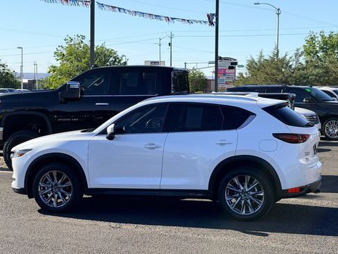 Used 2021 MAZDA CX-5 Signature AWD/4WD image 2