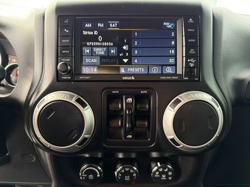 Used 2017 Jeep Wrangler Unlimited Sahara w/ Dual Top Group image 37