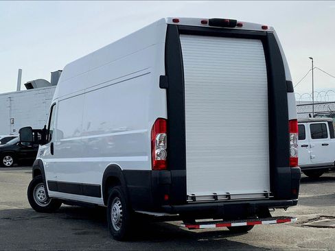 New 2024 RAM ProMaster 3500 w/ Delivery Van Package image 3