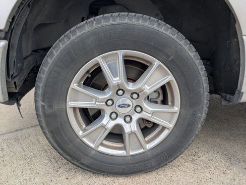 Used 2015 Ford F150 XLT w/ Equipment Group 302A Luxury image 18