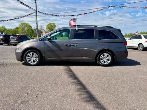 Used 2016 Honda Odyssey EX-L image 2