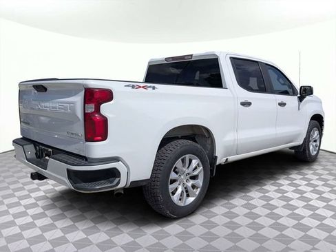 Used 2021 Chevrolet Silverado 1500 Custom AWD/4WD image 2