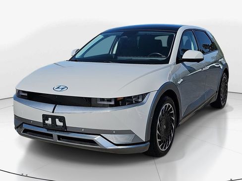 Used 2023 Hyundai Ioniq 5 Limited image 10