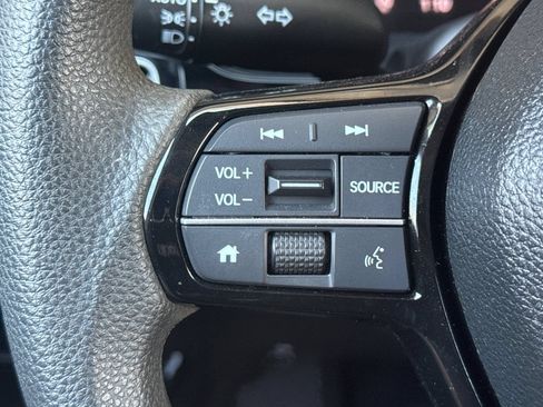 Used 2025 Honda Civic LX image 34