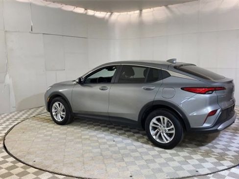 Used 2024 Buick Envista Preferred w/ Convenience I Package image 6