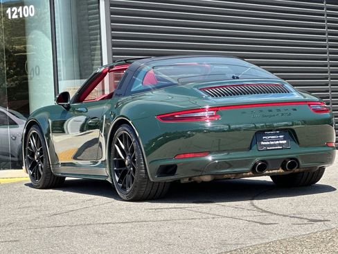 Certified 2019 Porsche 911 Targa 4 GTS AWD/4WD image 3
