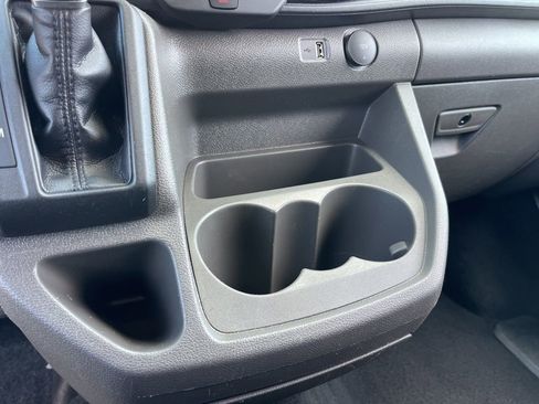 Used 2024 Ford Transit 350 XLT image 13