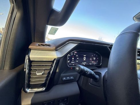 Certified 2025 GMC Sierra 2500 Denali w/ Max Trailering Package image 24