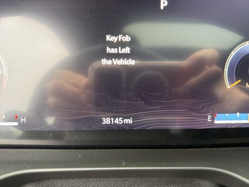 Used 2022 Jeep Grand Cherokee Altitude image 48