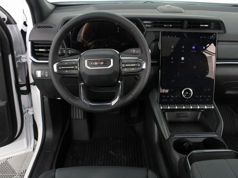 New 2026 GMC Terrain AT4 w/ Convenience Package III image 13