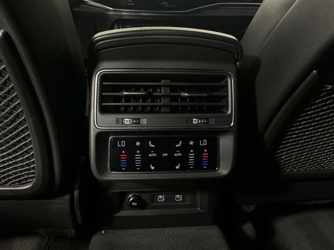 Used 2021 Audi RS Q8 AWD/4WD image 19