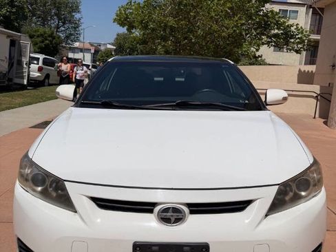 Used 2011 Scion tC image 5