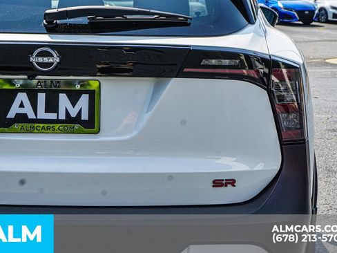 Used 2025 Nissan Kicks SR FWD image 15