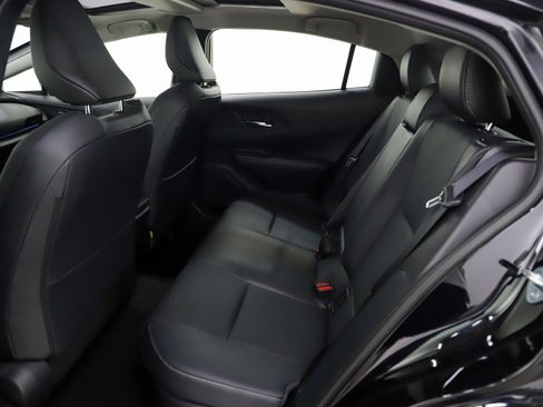 Used 2025 Toyota Prius Limited image 15