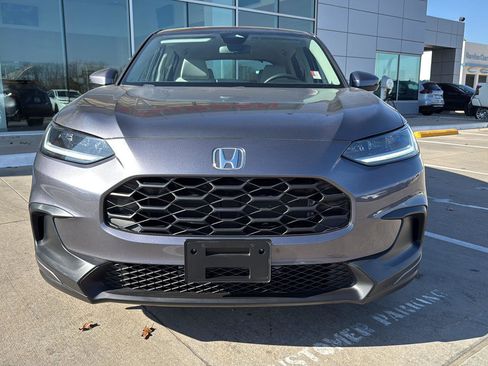 Used 2023 Honda HR-V LX image 6