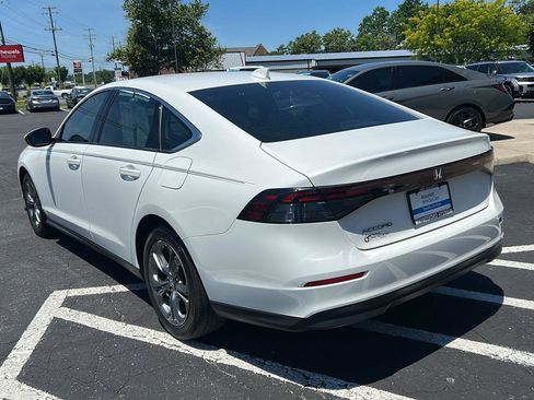 Used 2024 Honda Accord EX image 5