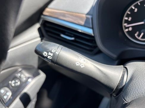 Used 2023 Nissan Altima 2.5 SV image 35