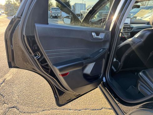 Certified 2022 Ford Escape SEL w/ Technology Package image 17