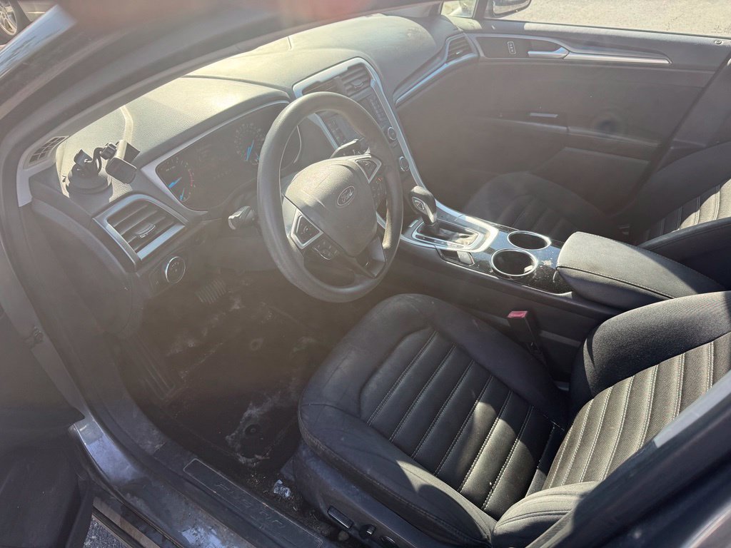 Used 2013 Ford Fusion SE FWD image 6